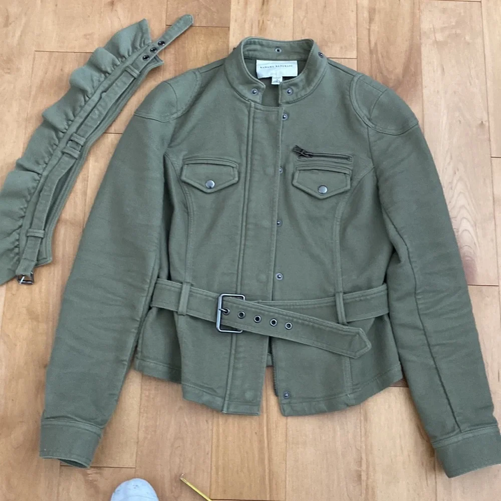 Jacket - Picture 3 of 5